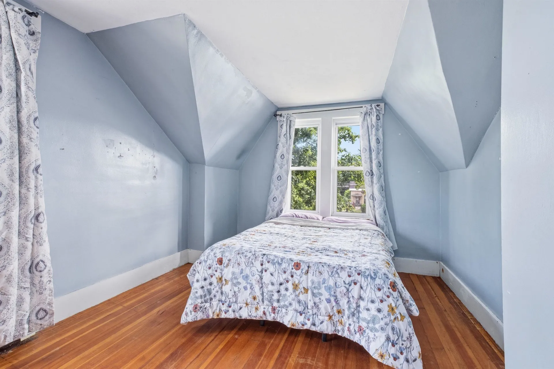 4 Skinner Street Claremont NH 03743