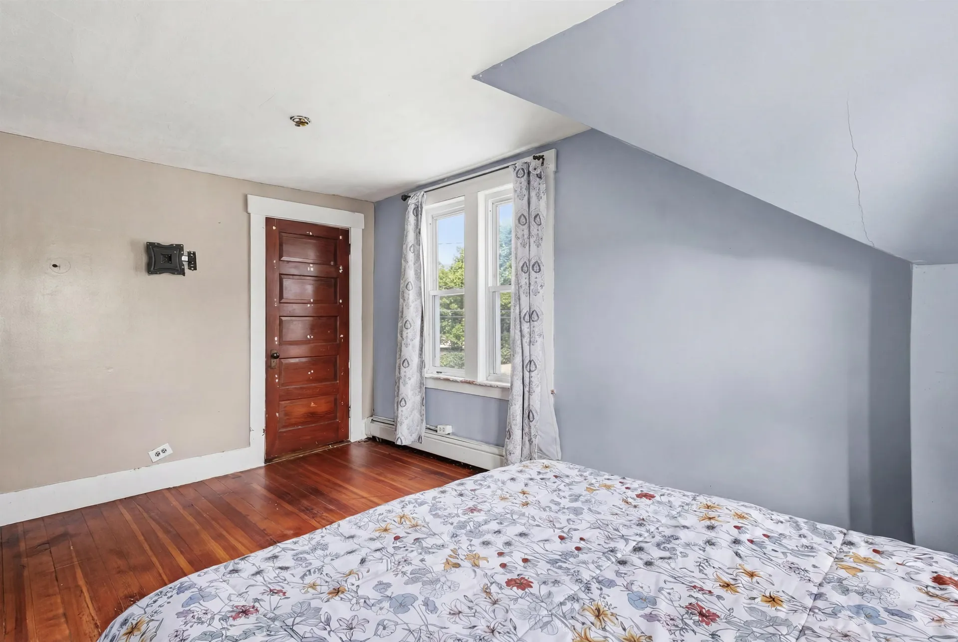 4 Skinner Street Claremont NH 03743