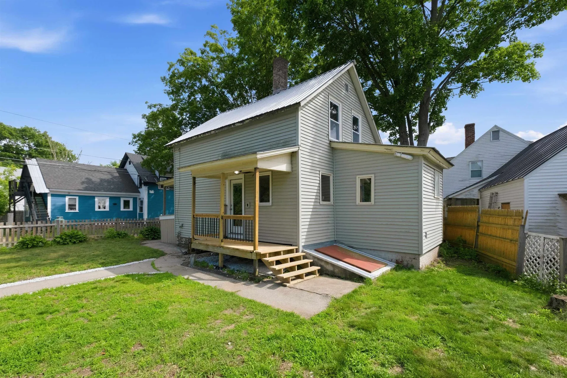 4 Skinner Street Claremont NH 03743