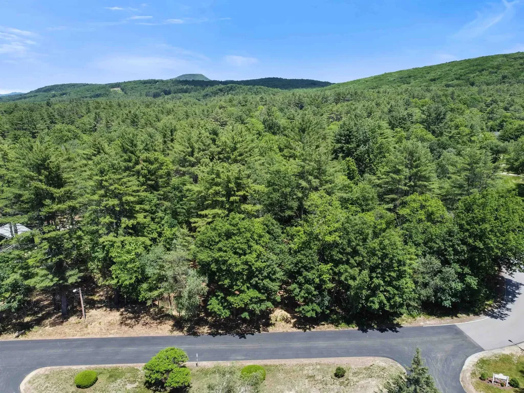 60 Fairway Drive Ashland NH 03217
