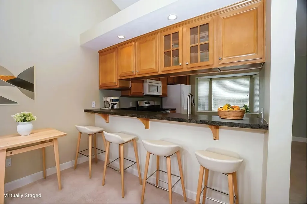 136 Hall Road Fremont NH 03044