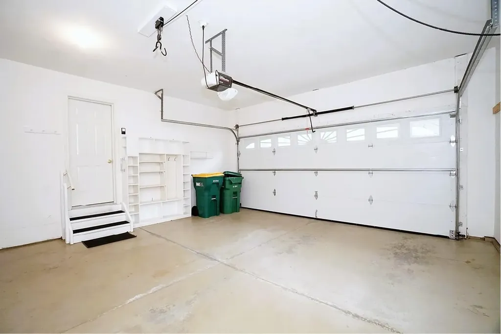 136 Hall Road Fremont NH 03044