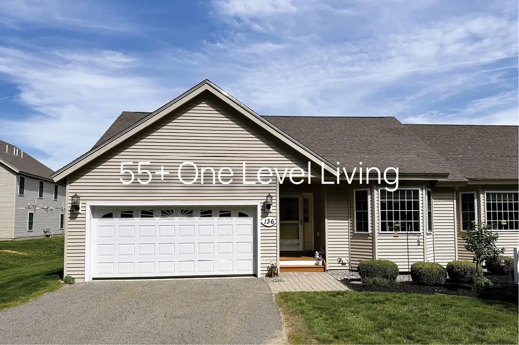 136 Hall Road Fremont NH 03044