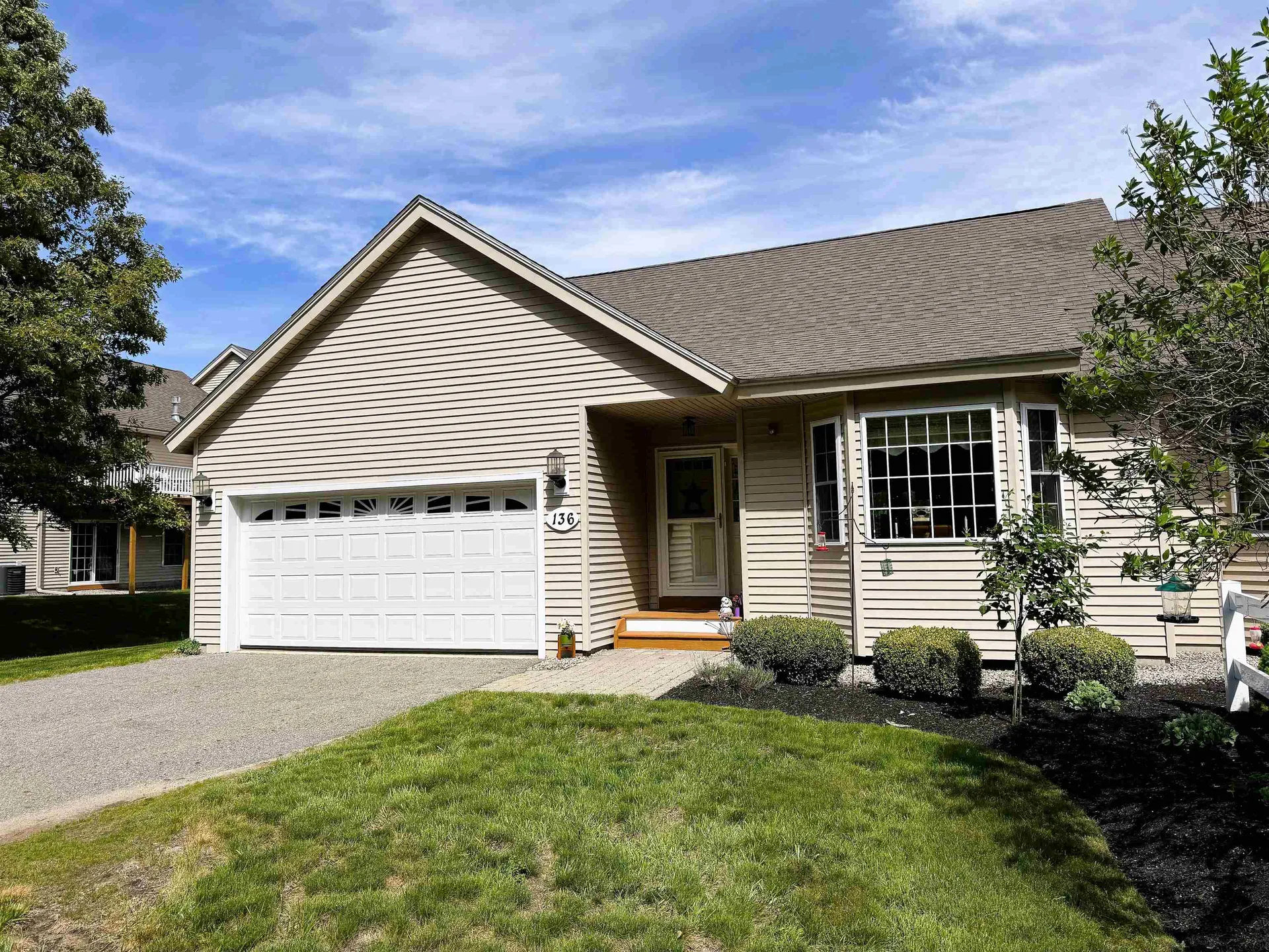 136 Hall Road Fremont NH 03044