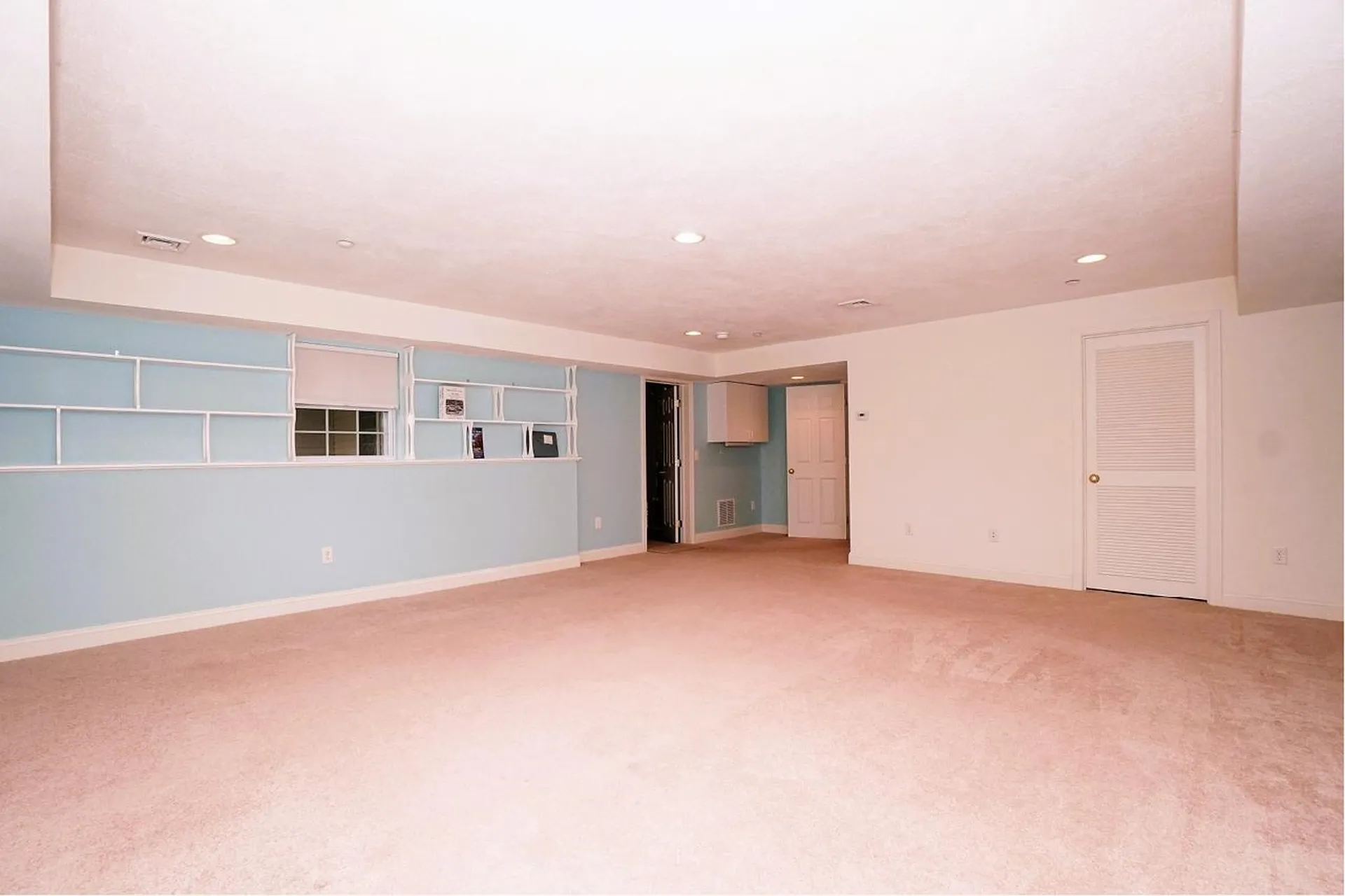 136 Hall Road Fremont NH 03044