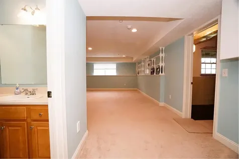 136 Hall Road Fremont NH 03044