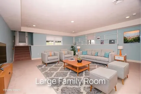 136 Hall Road Fremont NH 03044