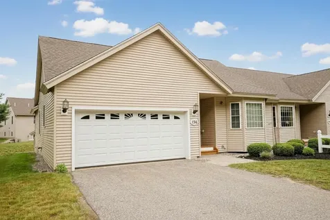 136 Hall Road Fremont NH 03044