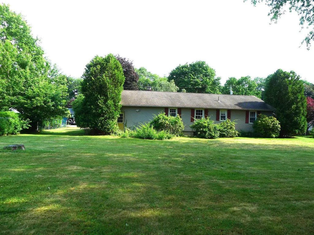 16 Grandview Terrace North Hampton NH 03862
