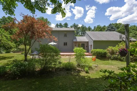 8 Freedom Acres Drive Concord NH 03301