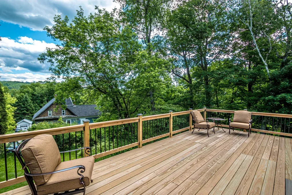77 Bunker Hill Street Lancaster NH 03584