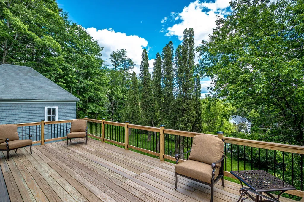 77 Bunker Hill Street Lancaster NH 03584