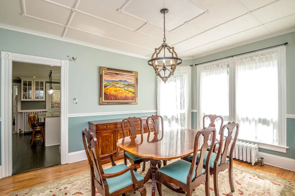 77 Bunker Hill Street Lancaster NH 03584