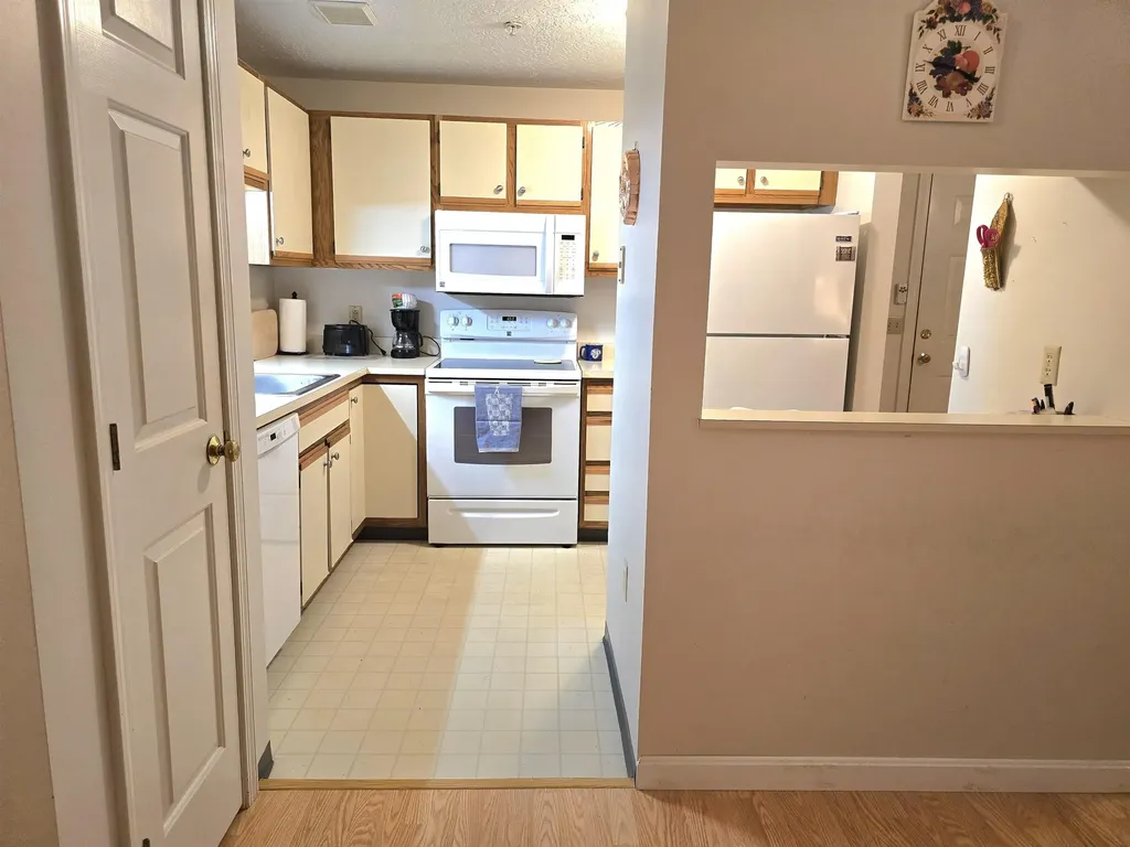 19 Saco Street Conway NH 03813