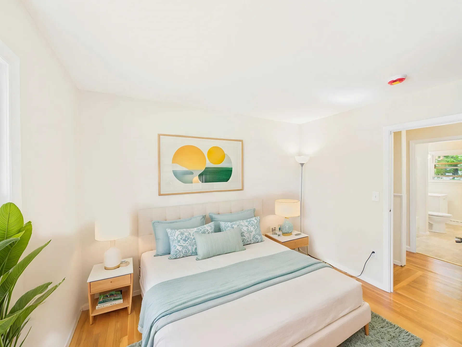 29 Burnside Street Nashua NH 03064