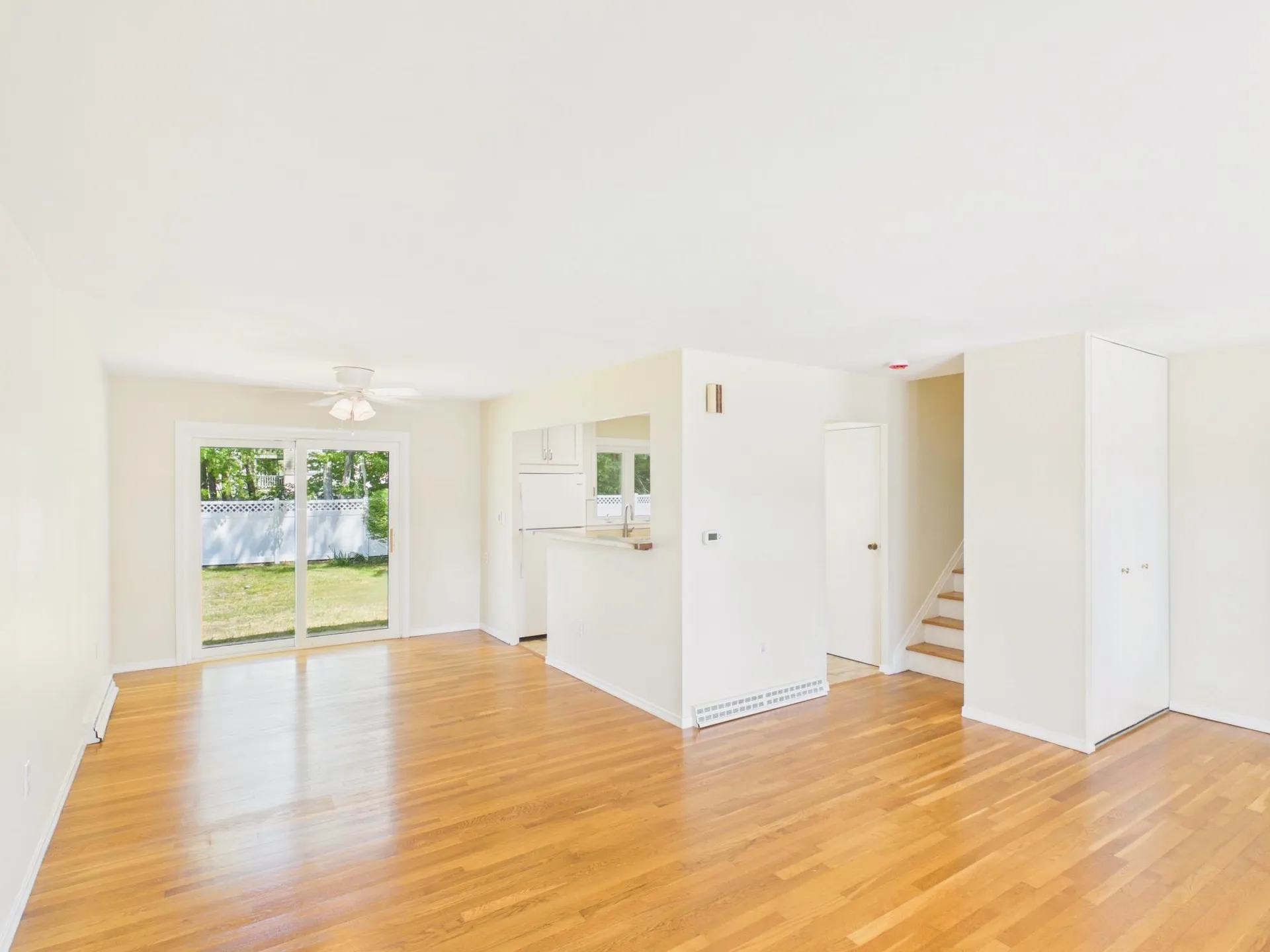 29 Burnside Street Nashua NH 03064