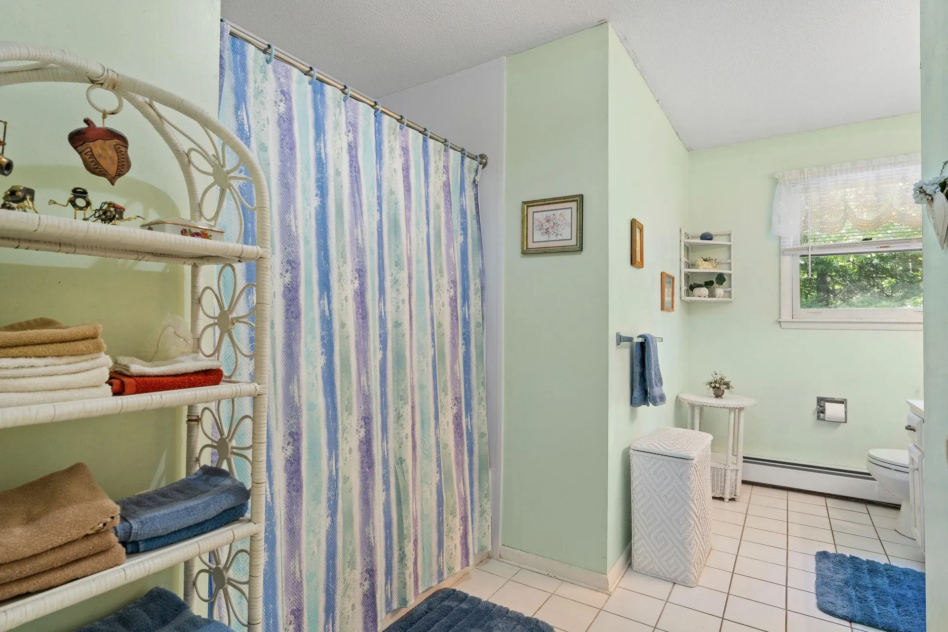10 Logwood Circle Essex VT 05452