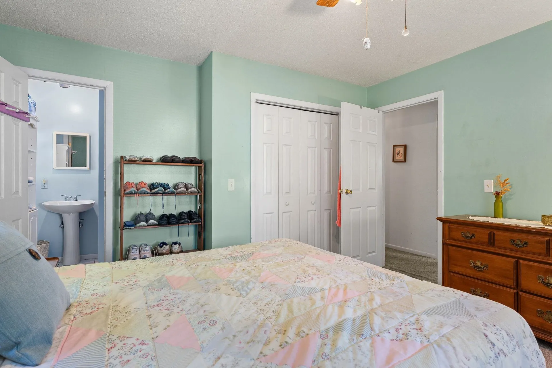 10 Logwood Circle Essex VT 05452
