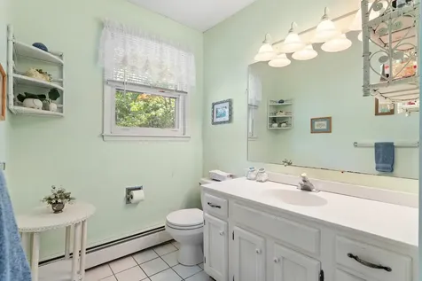 10 Logwood Circle Essex VT 05452