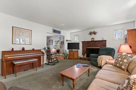 10 Logwood Circle Essex VT 05452
