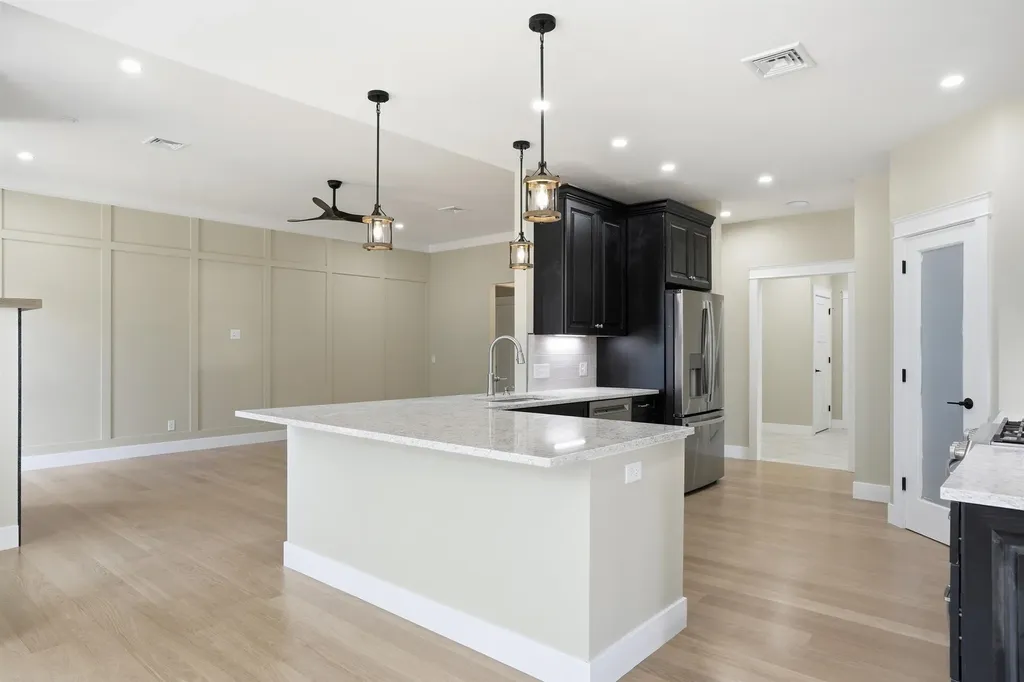 116 Winnicutt Road Stratham NH 03885