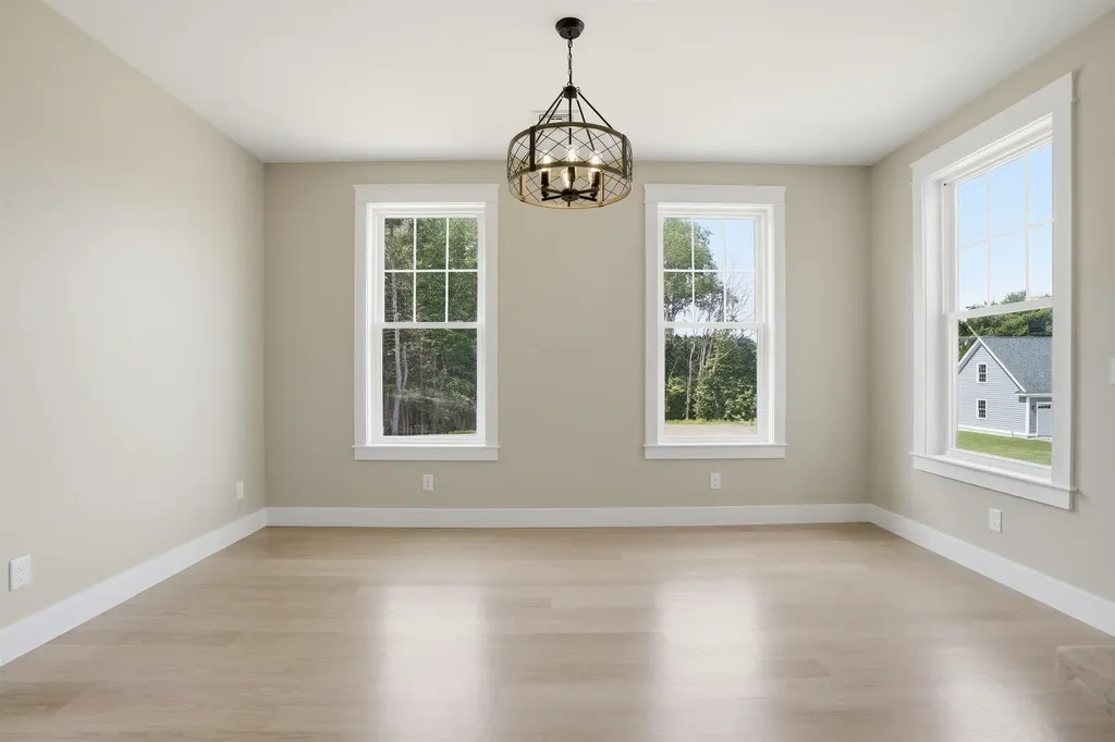 116 Winnicutt Road Stratham NH 03885