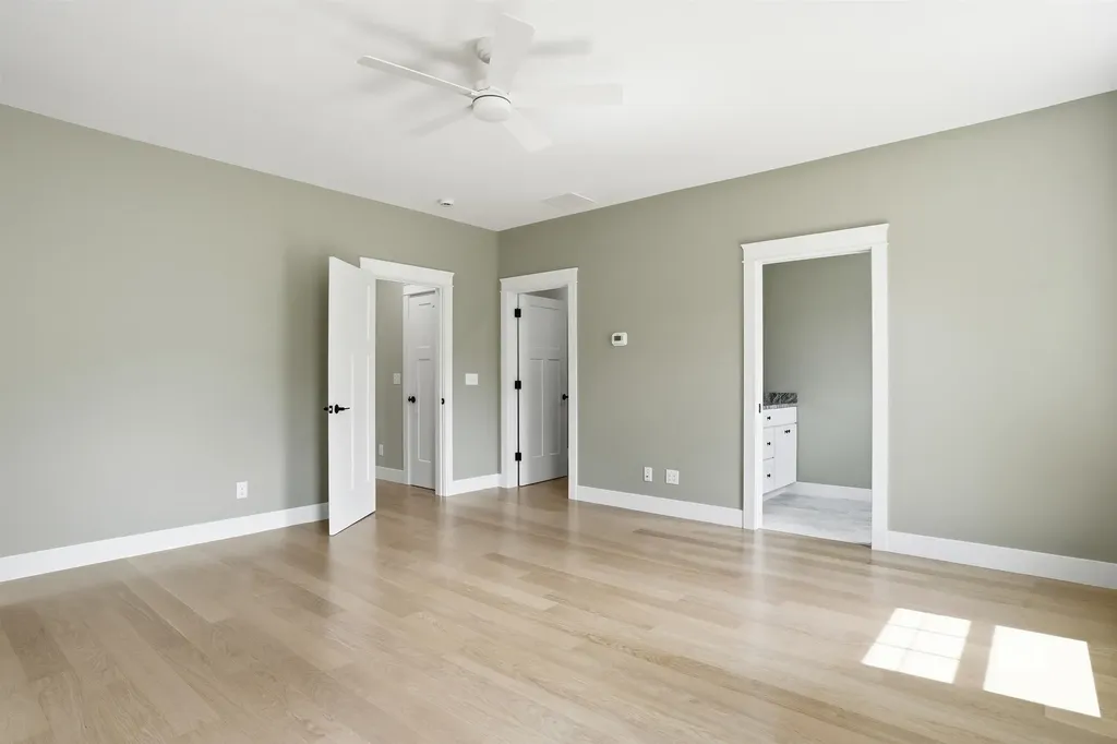 116 Winnicutt Road Stratham NH 03885