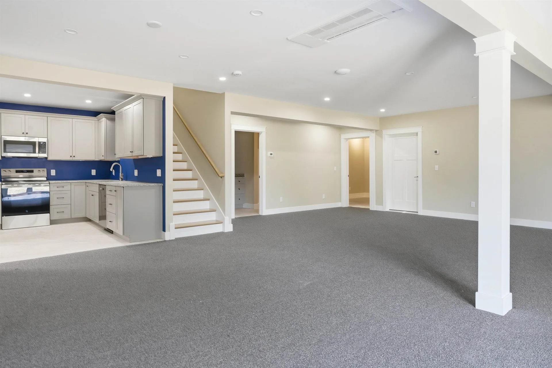 116 Winnicutt Road Stratham NH 03885