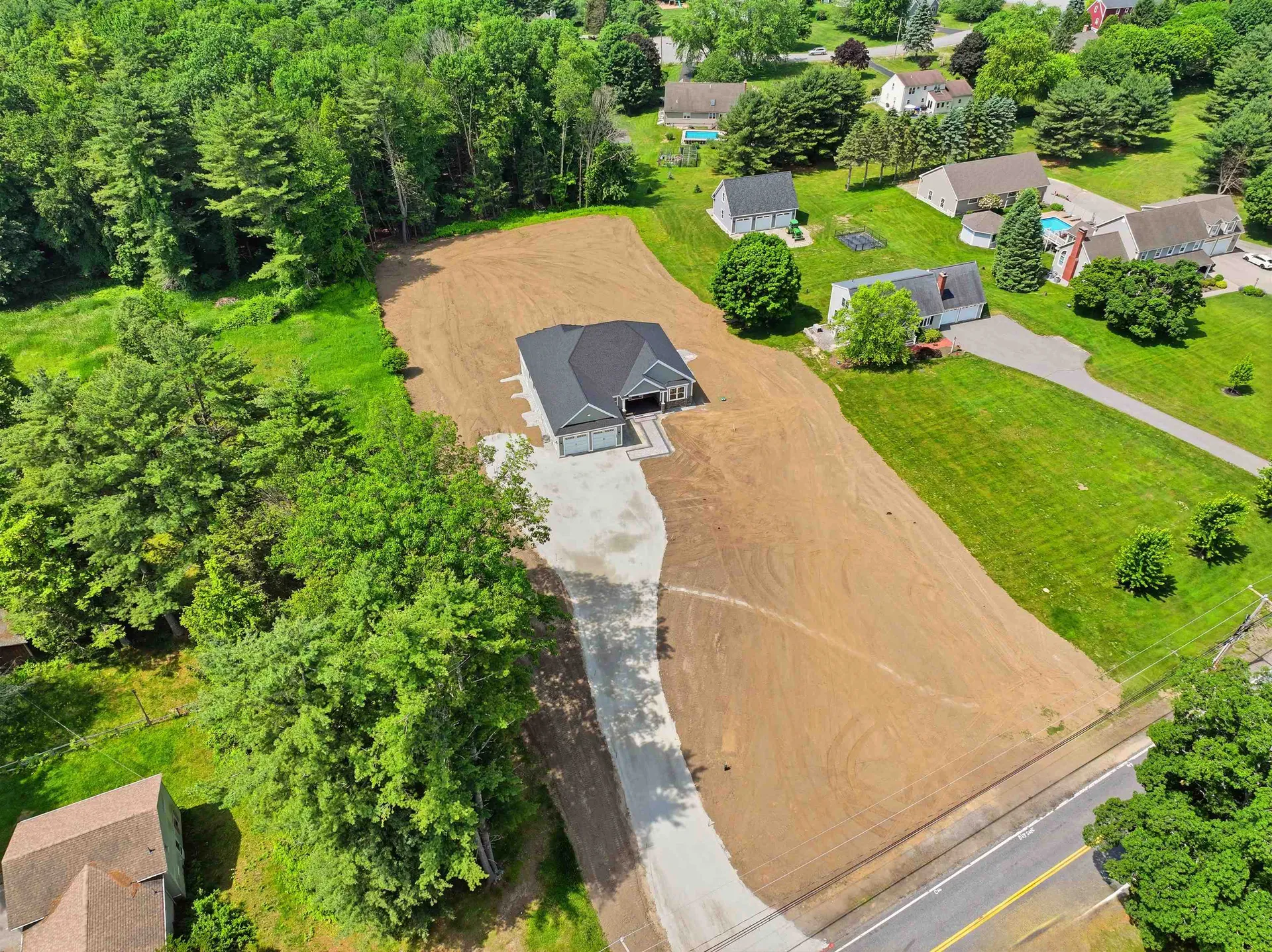 116 Winnicutt Road Stratham NH 03885