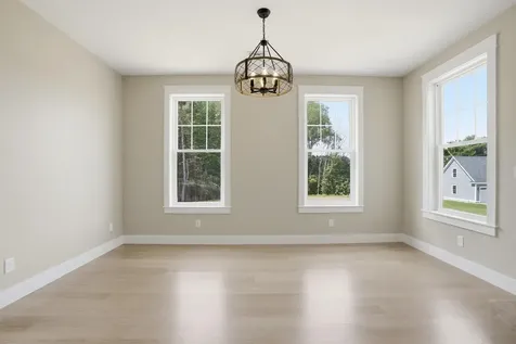 116 Winnicutt Road Stratham NH 03885