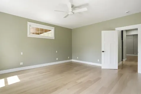 116 Winnicutt Road Stratham NH 03885