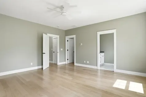 116 Winnicutt Road Stratham NH 03885