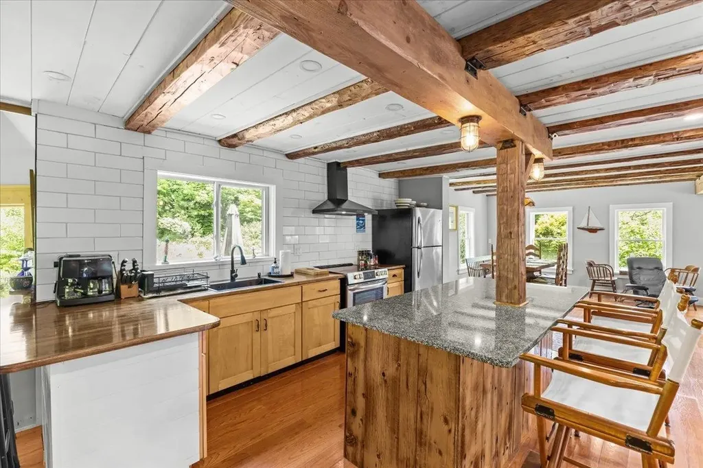 488 Beach Road Elmore VT 05661