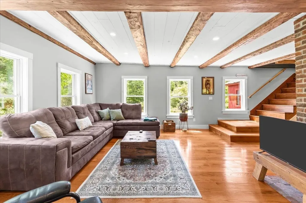 488 Beach Road Elmore VT 05661