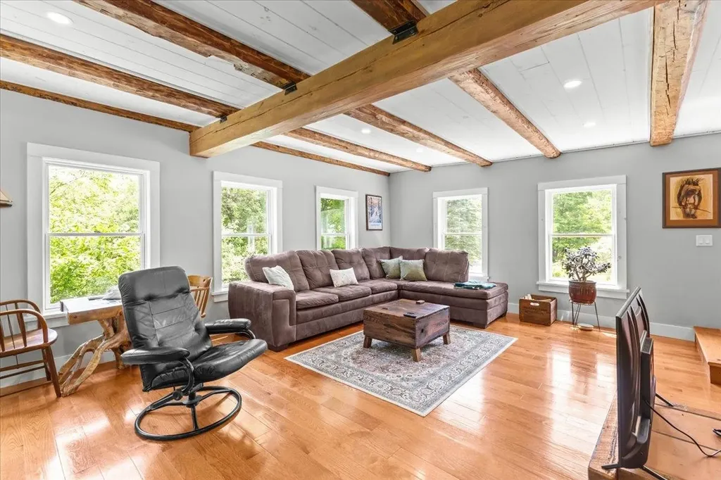 488 Beach Road Elmore VT 05661