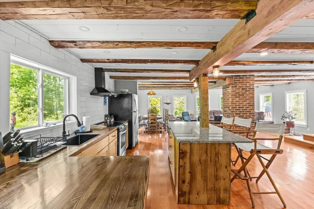488 Beach Road Elmore VT 05661