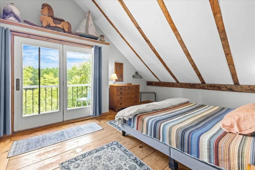 488 Beach Road Elmore VT 05661