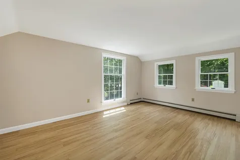 527 North Main Street Wolfeboro NH 03894