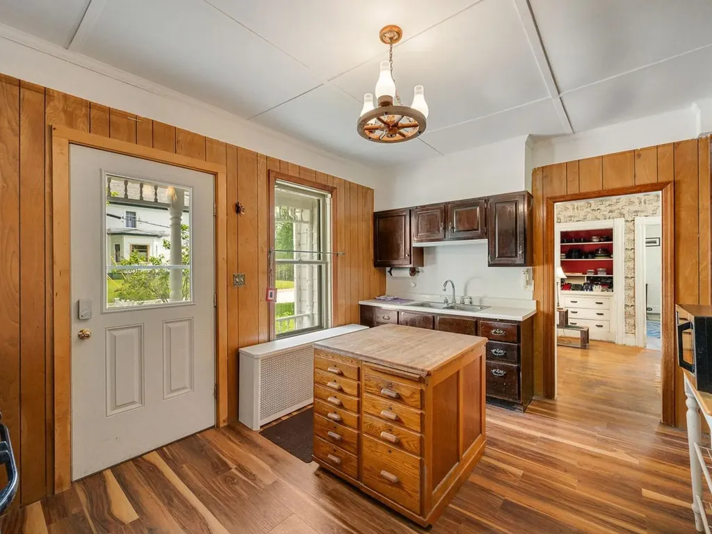 14 Barlow Street St. Albans City VT 05478
