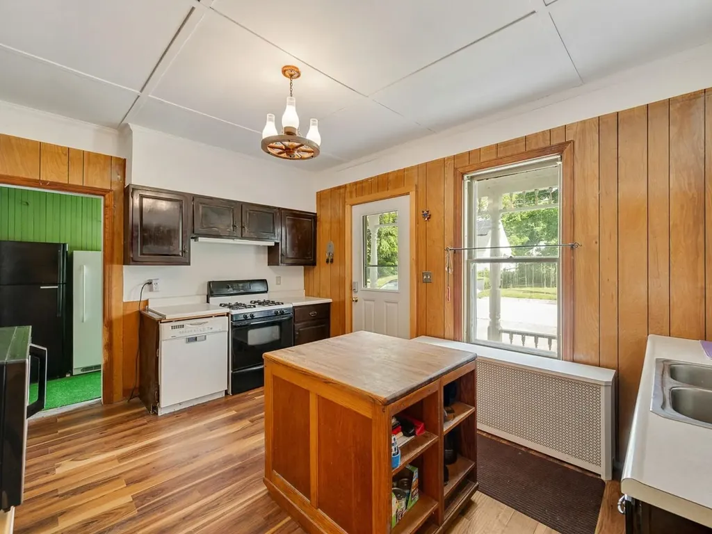 14 Barlow Street St. Albans City VT 05478