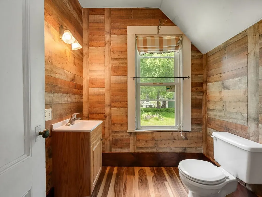 14 Barlow Street St. Albans City VT 05478