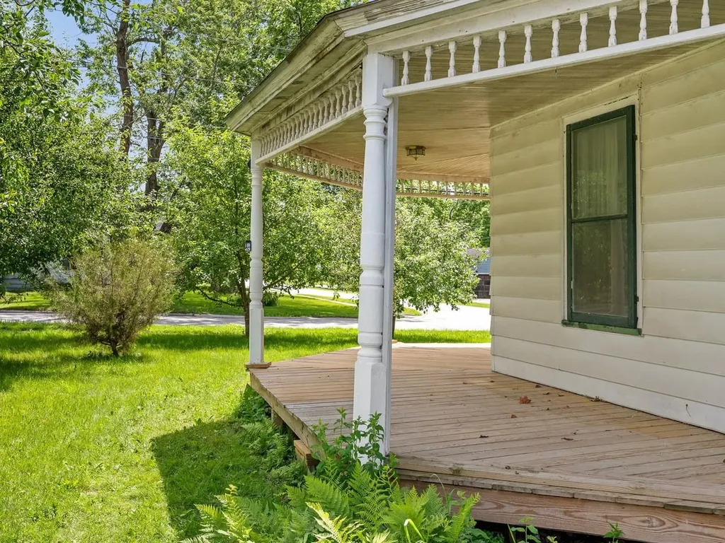 14 Barlow Street St. Albans City VT 05478