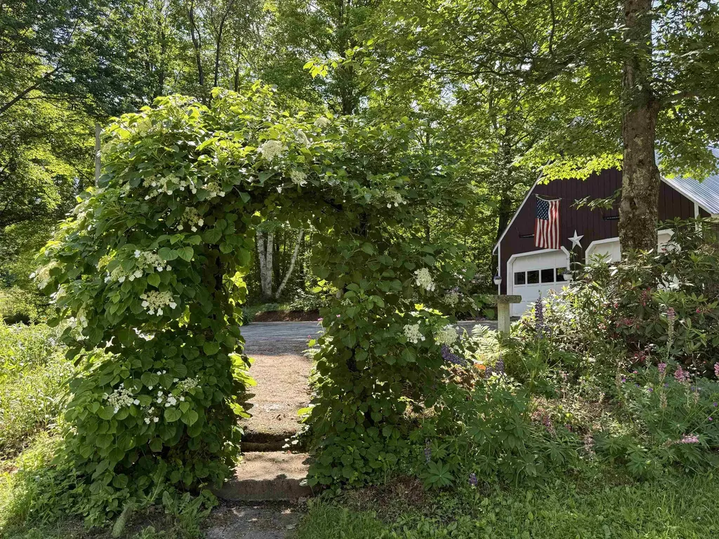 1198 Georgia Mountain Road Georgia VT 05454