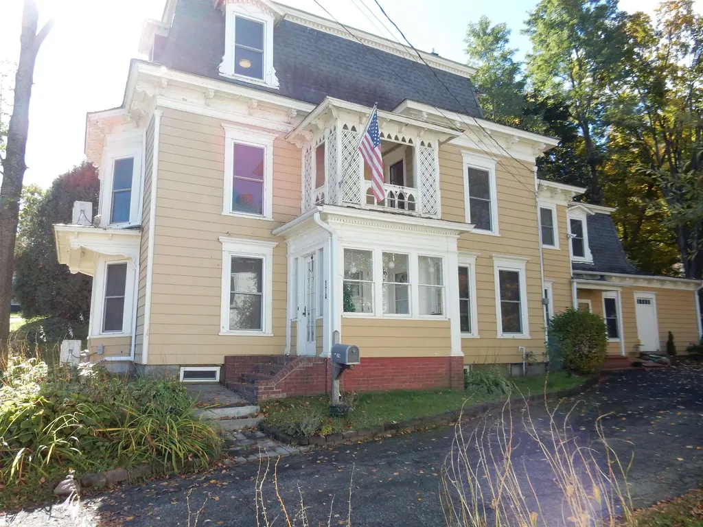 174 Third Street Newport City VT 05855