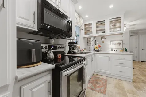 953 Little John Drive Exeter NH 03833