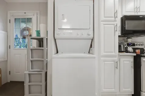 953 Little John Drive Exeter NH 03833