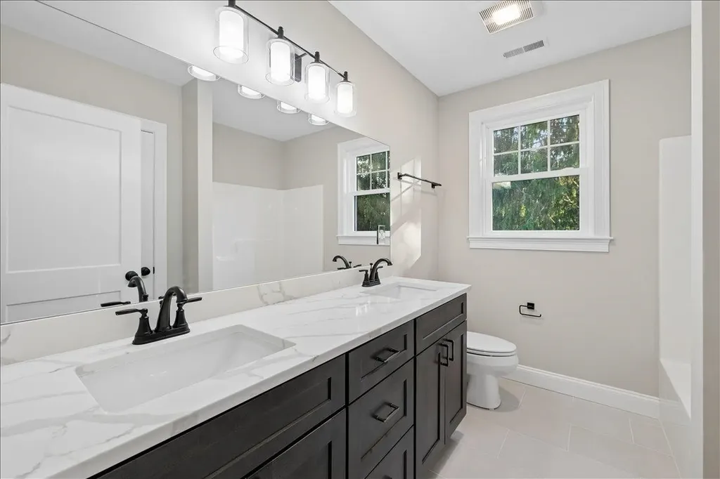214 Pembroke Street Pembroke NH 03275
