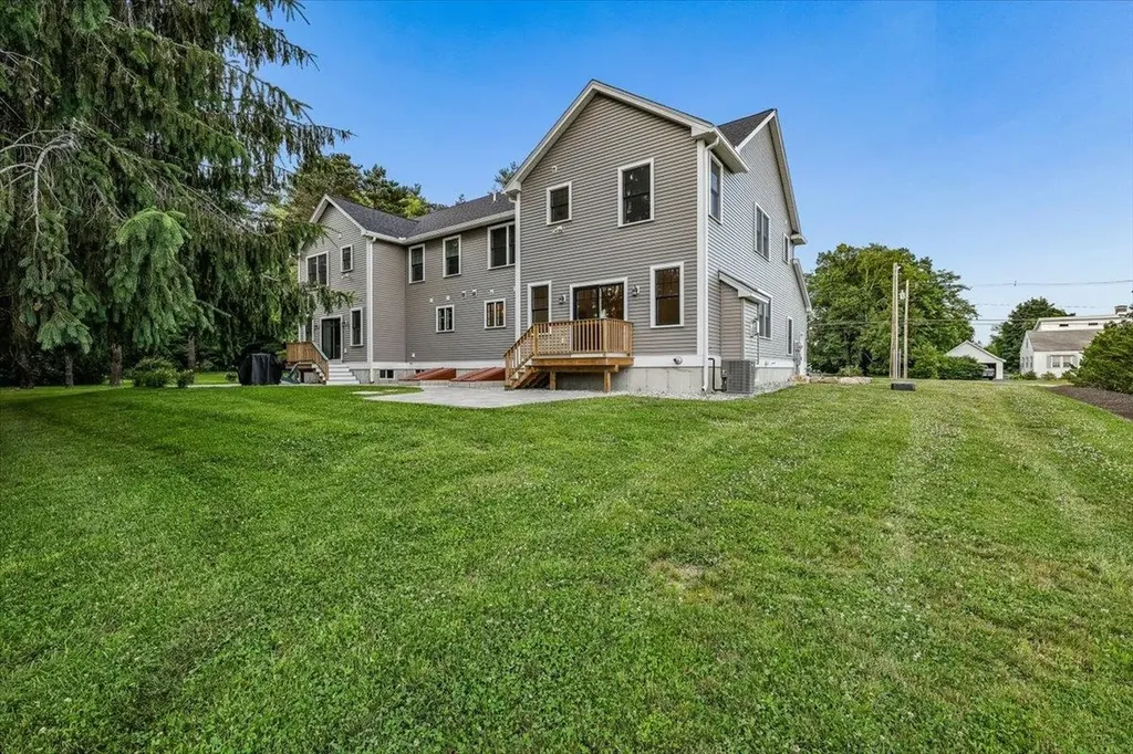 214 Pembroke Street Pembroke NH 03275