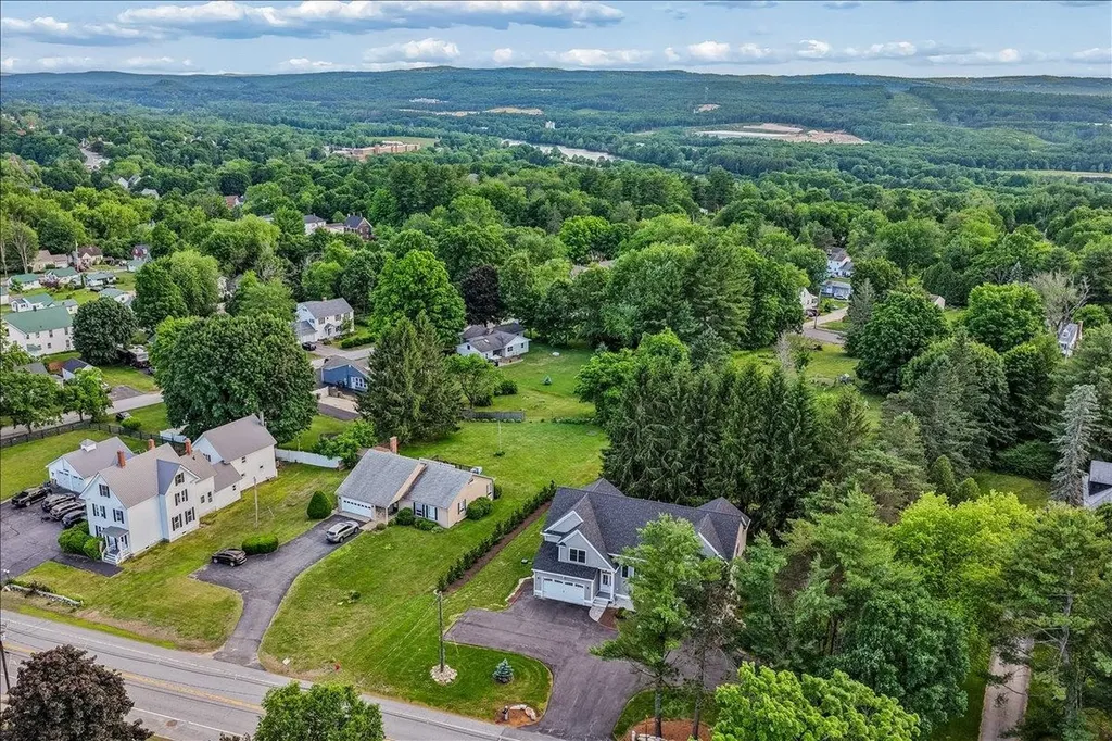 214 Pembroke Street Pembroke NH 03275
