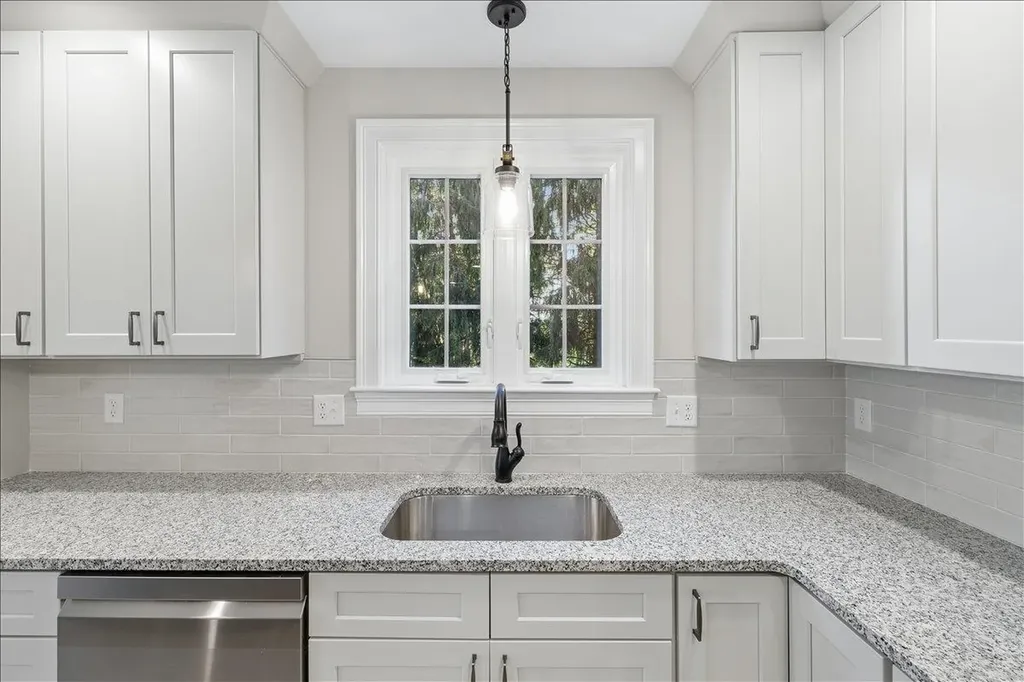 214 Pembroke Street Pembroke NH 03275